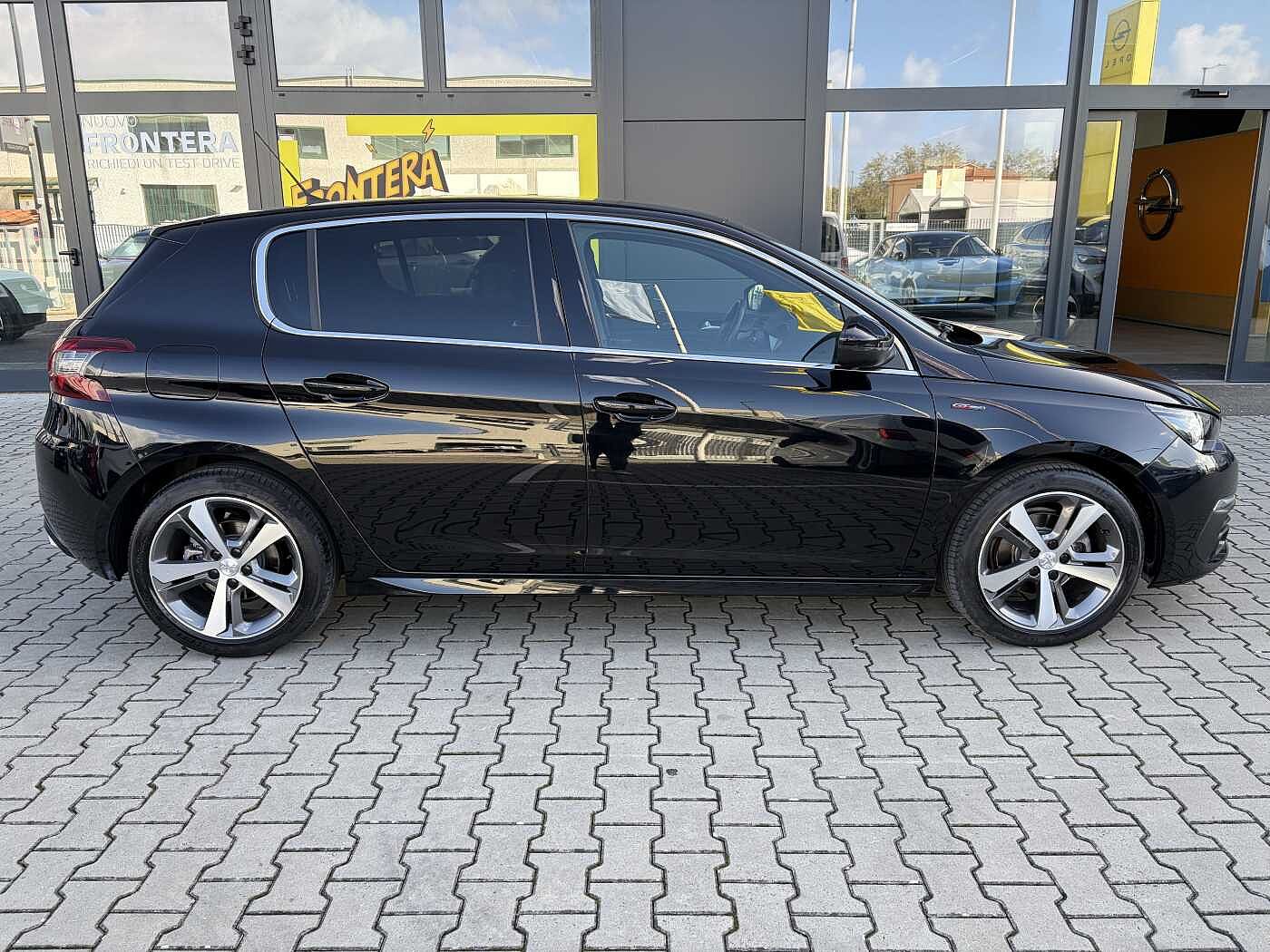 Peugeot 308 – 1.2  130 CV GT Line  