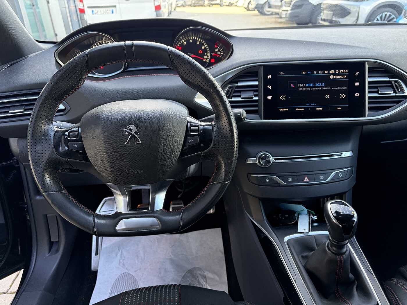 Peugeot 308 – 1.2  130 CV GT Line  