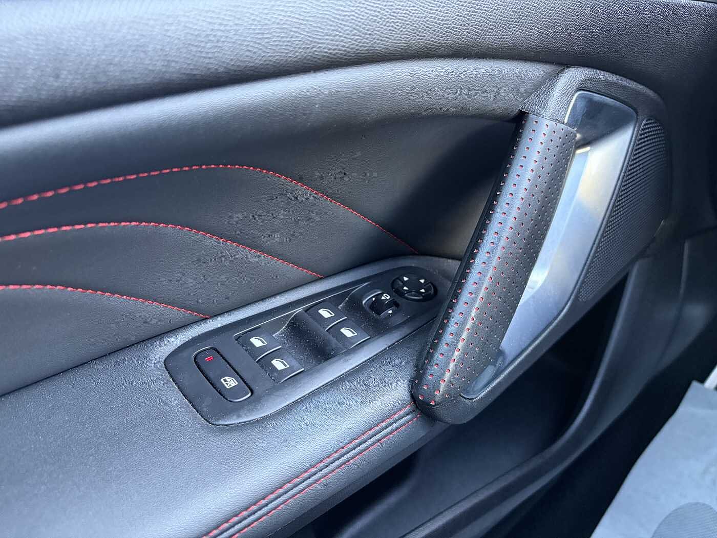 Peugeot 308 – 1.2  130 CV GT Line  