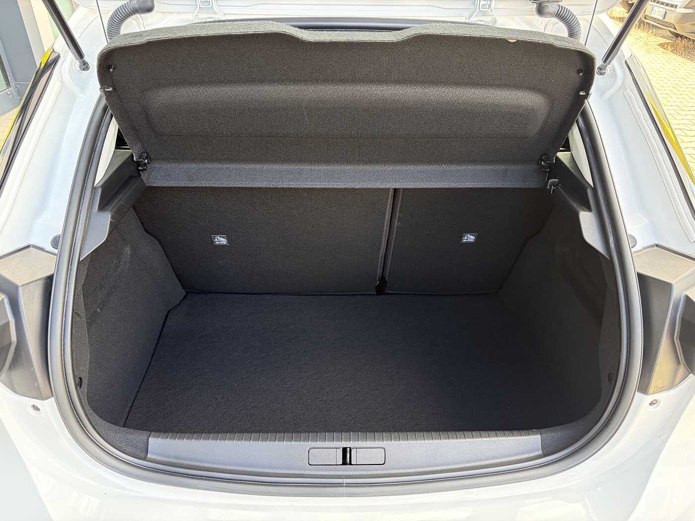 Opel Corsa – 1.2 Edition  