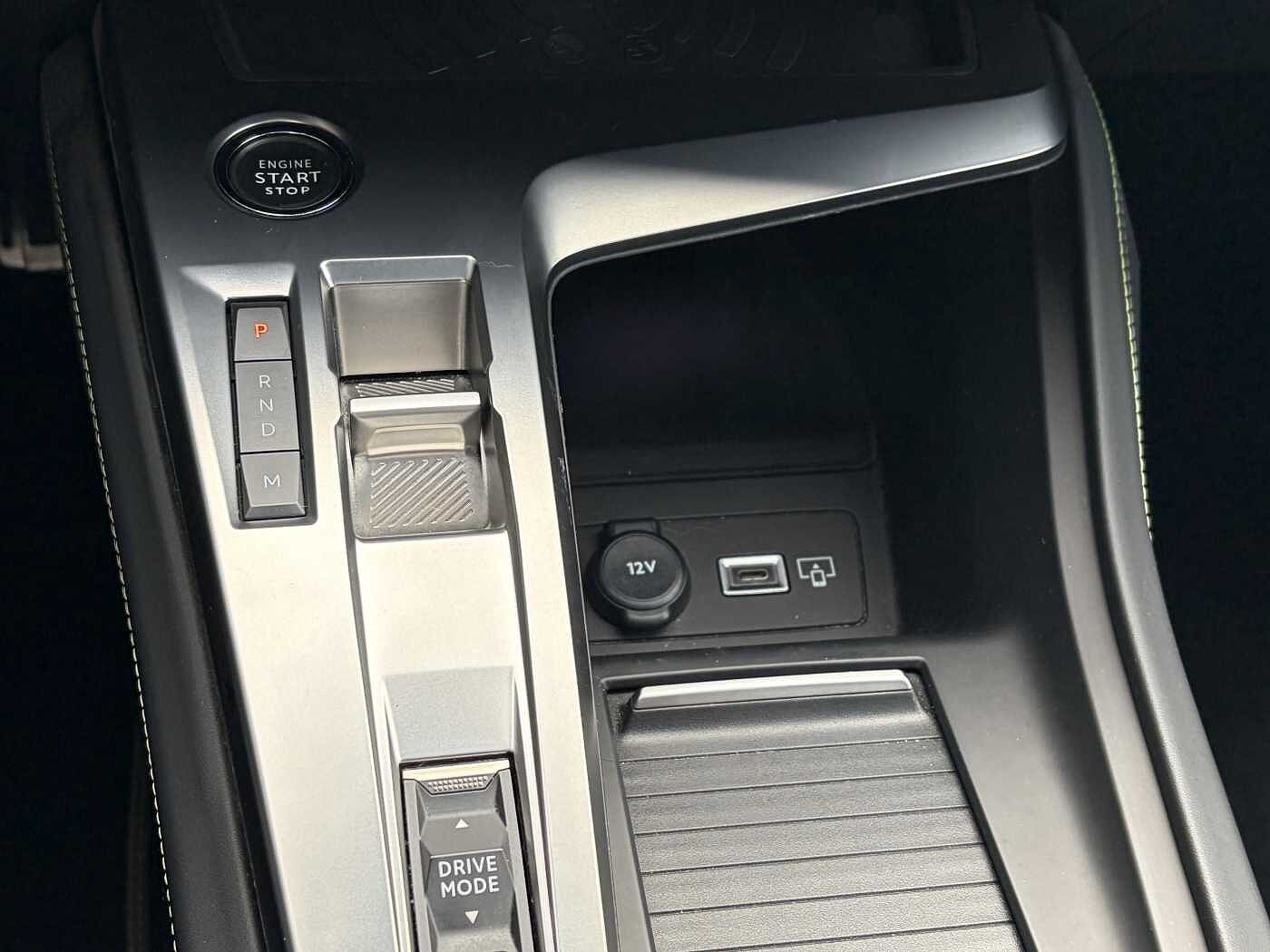 Peugeot 408 – PureTech 130 CV EAT8 GT + TETTO  