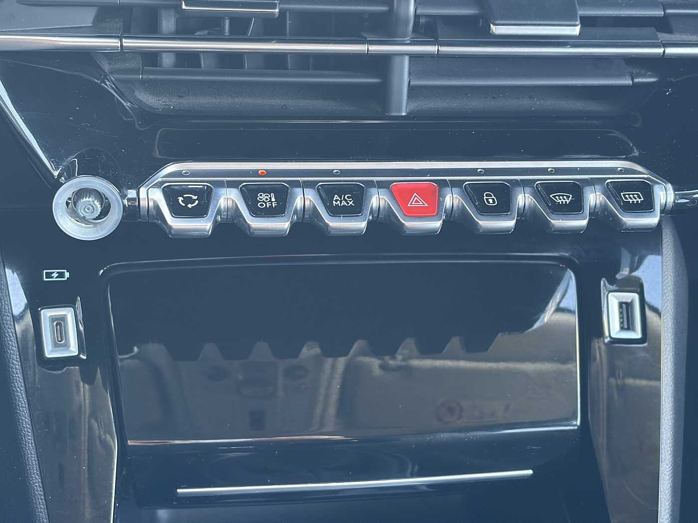 Peugeot 2008 – 1.2 ureTech 100 CV Allure Pack  