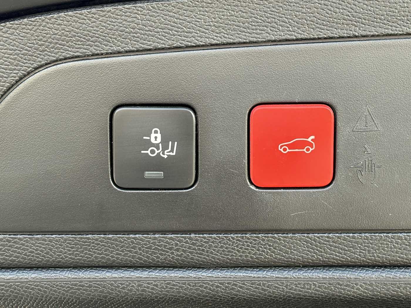 DS DS 7 Crossback – DS 7 Crossback BlueHDi 130 AT8 Grand Chic OPERA  