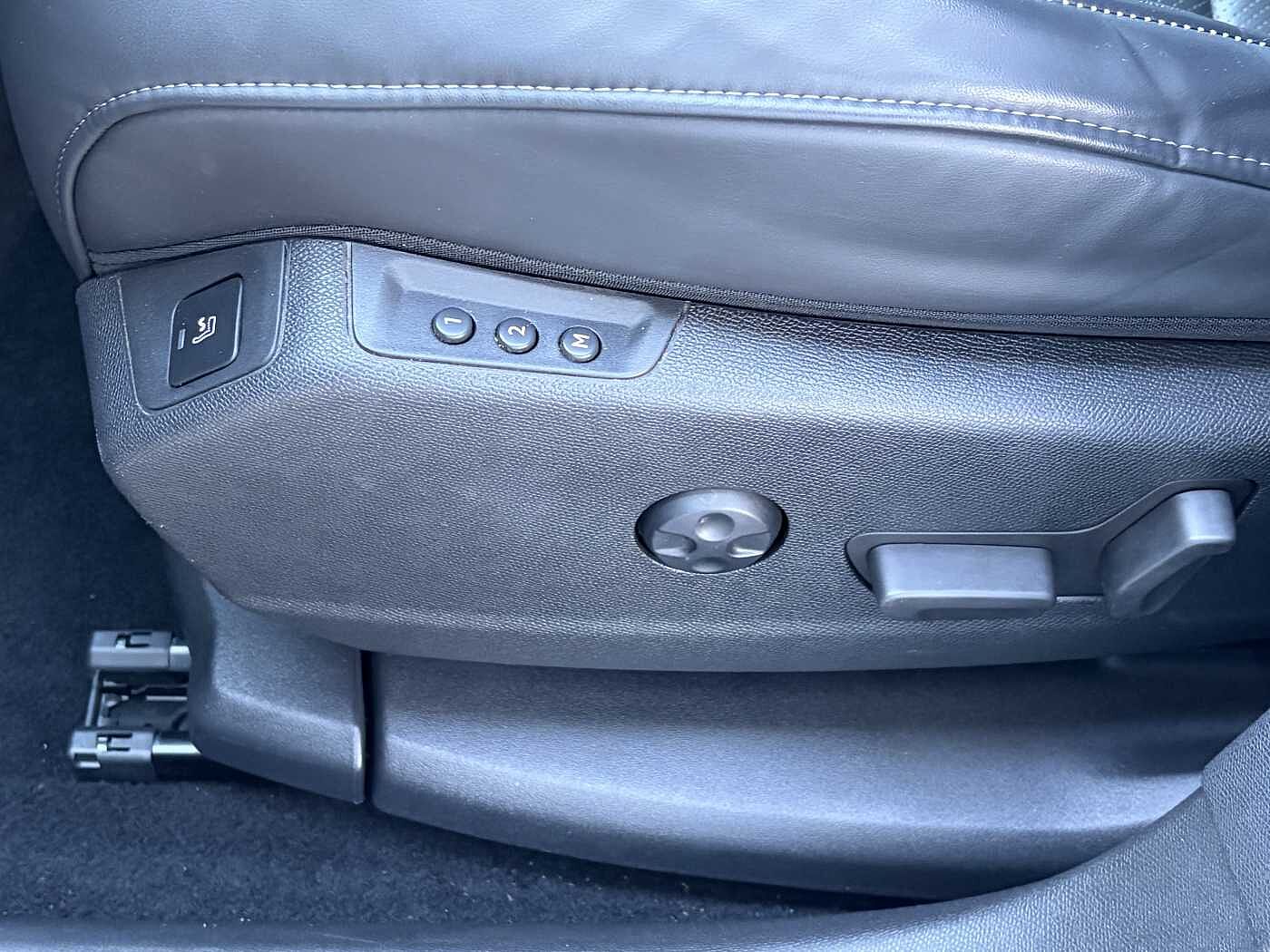 DS DS 7 Crossback – DS 7 Crossback BlueHDi 130 AT8 Grand Chic OPERA  