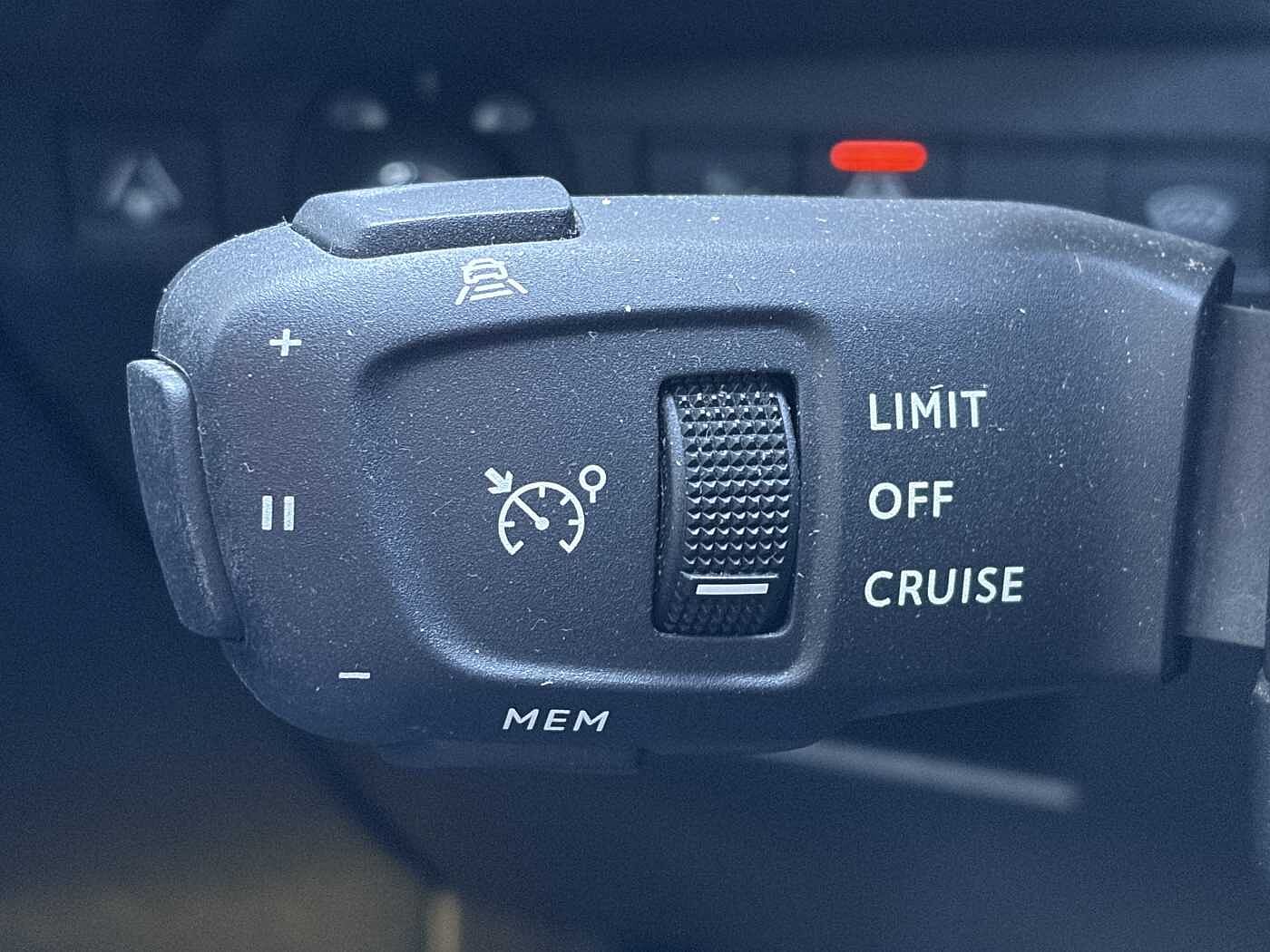 DS DS 7 Crossback – DS 7 Crossback BlueHDi 130 AT8 Grand Chic OPERA  