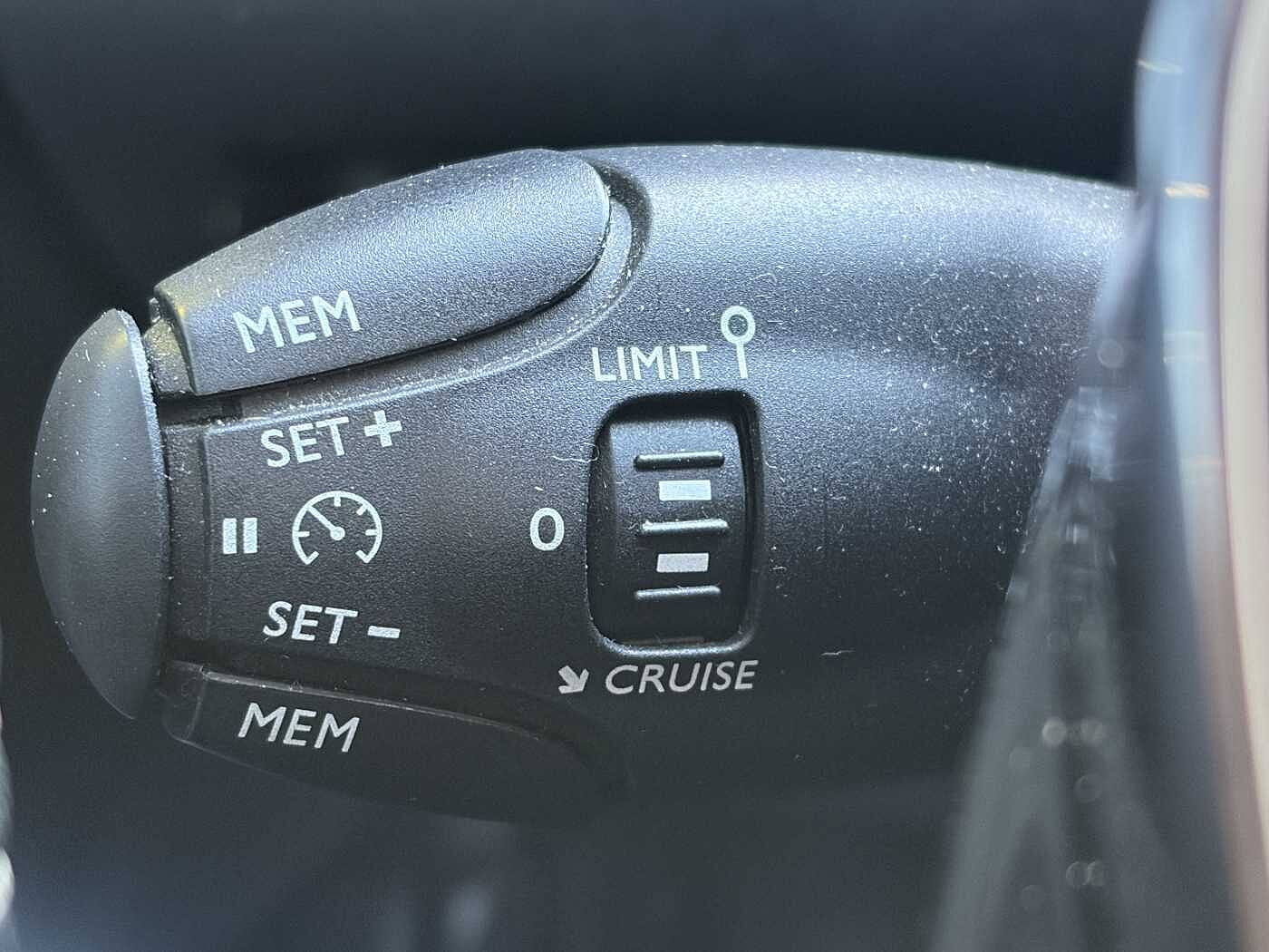 Peugeot 208 – 1.2 PureTech 75 CV Active  