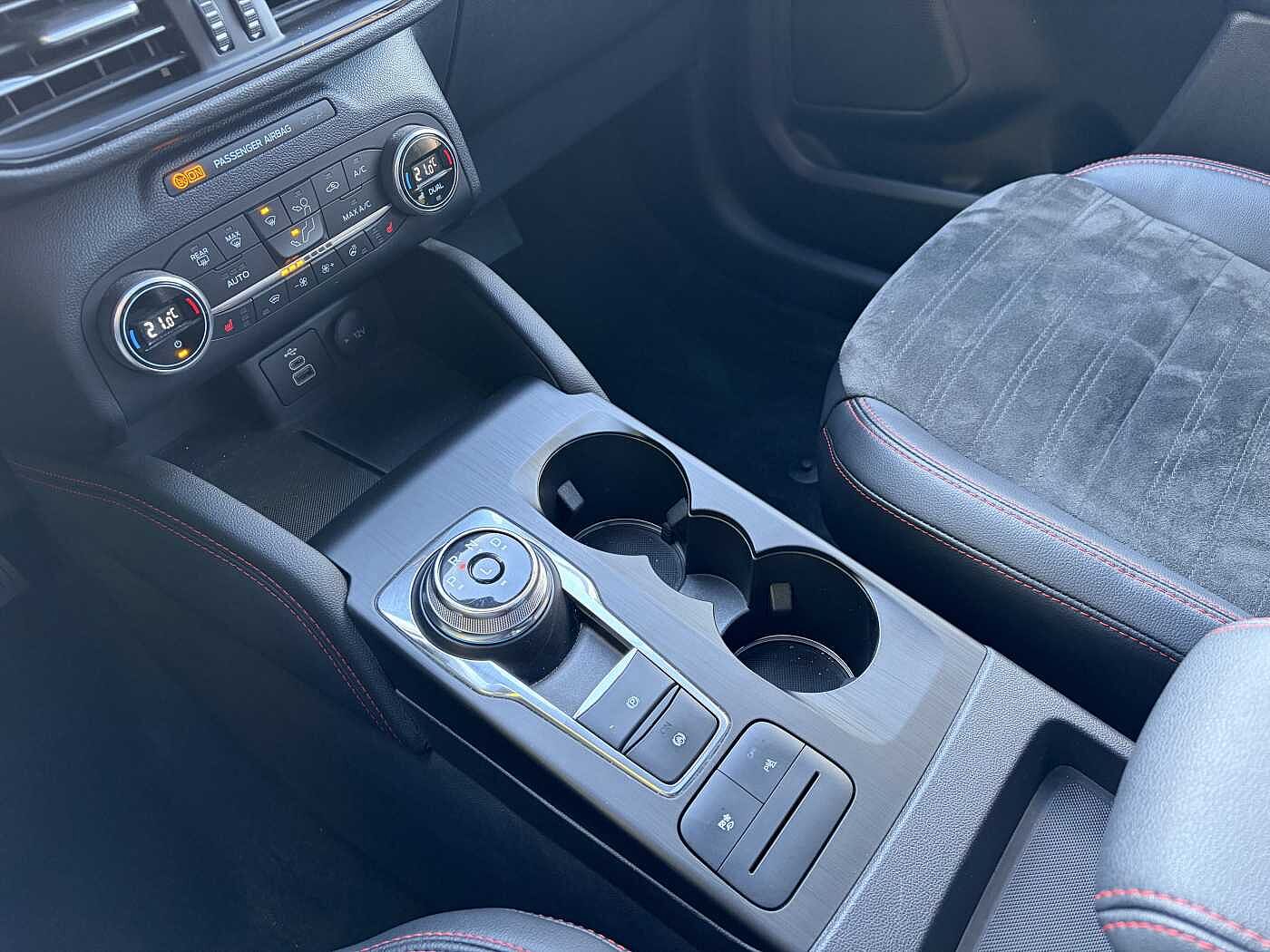 Ford Kuga – 2.5 Full Hybrid 190 CV CVT AWD ST-Line X  