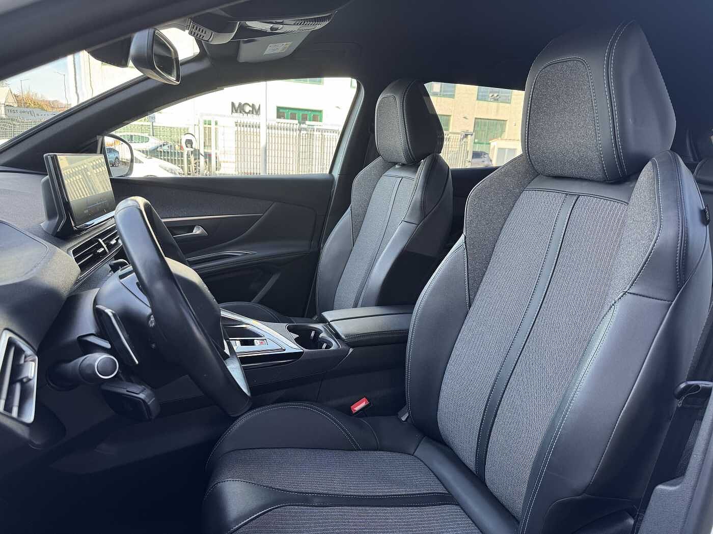 Peugeot 3008 – 1.5 BlueHDi 130 CV EAT8 Allure Pack  