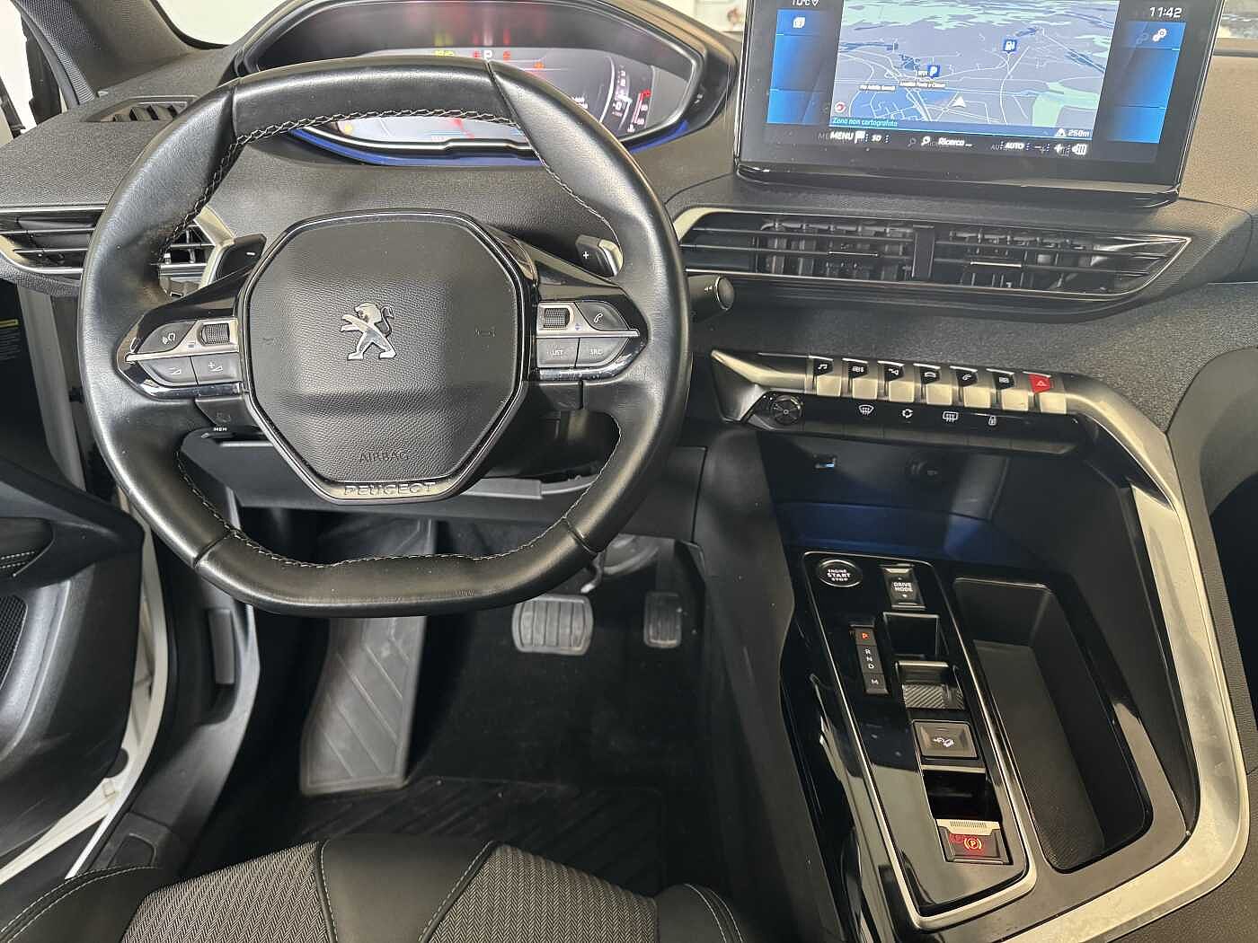 Peugeot 3008 – 1.5 BlueHDi 130 CV EAT8 Allure Pack  