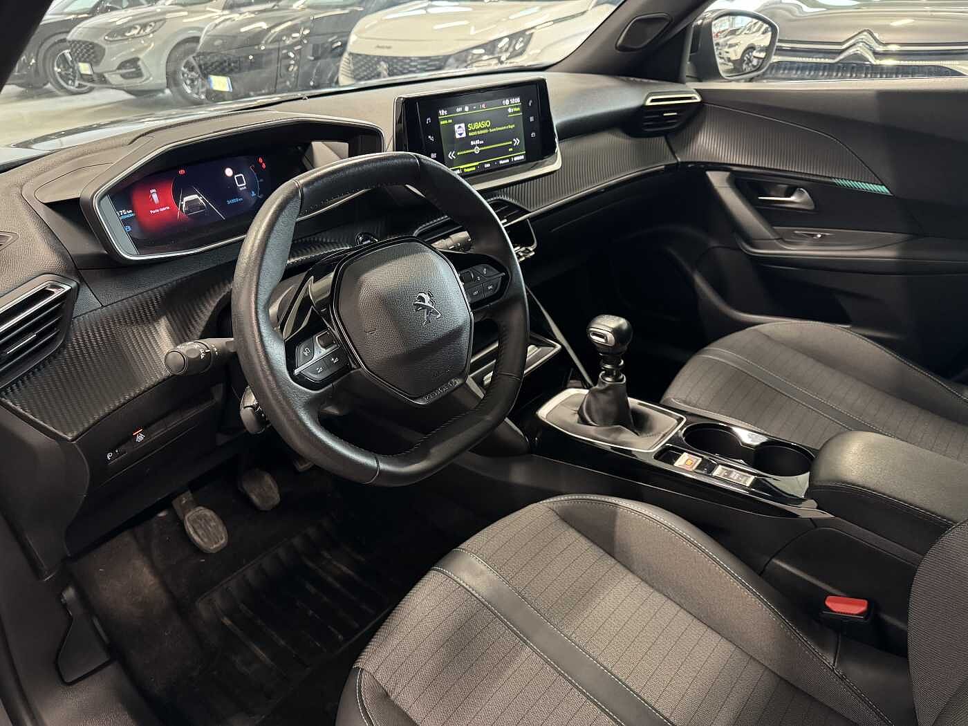 Peugeot 2008 – 1.2 PureTech 100 CV Allure Pack  