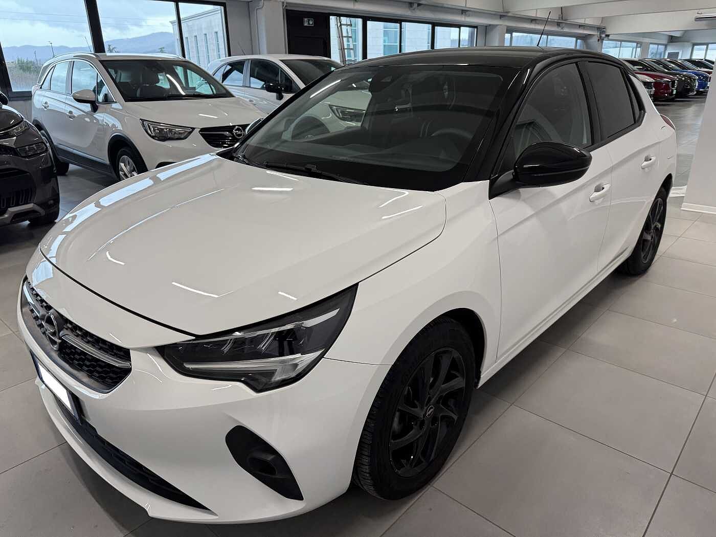 Opel Corsa – 1.2 100 CV Blitz Edition  