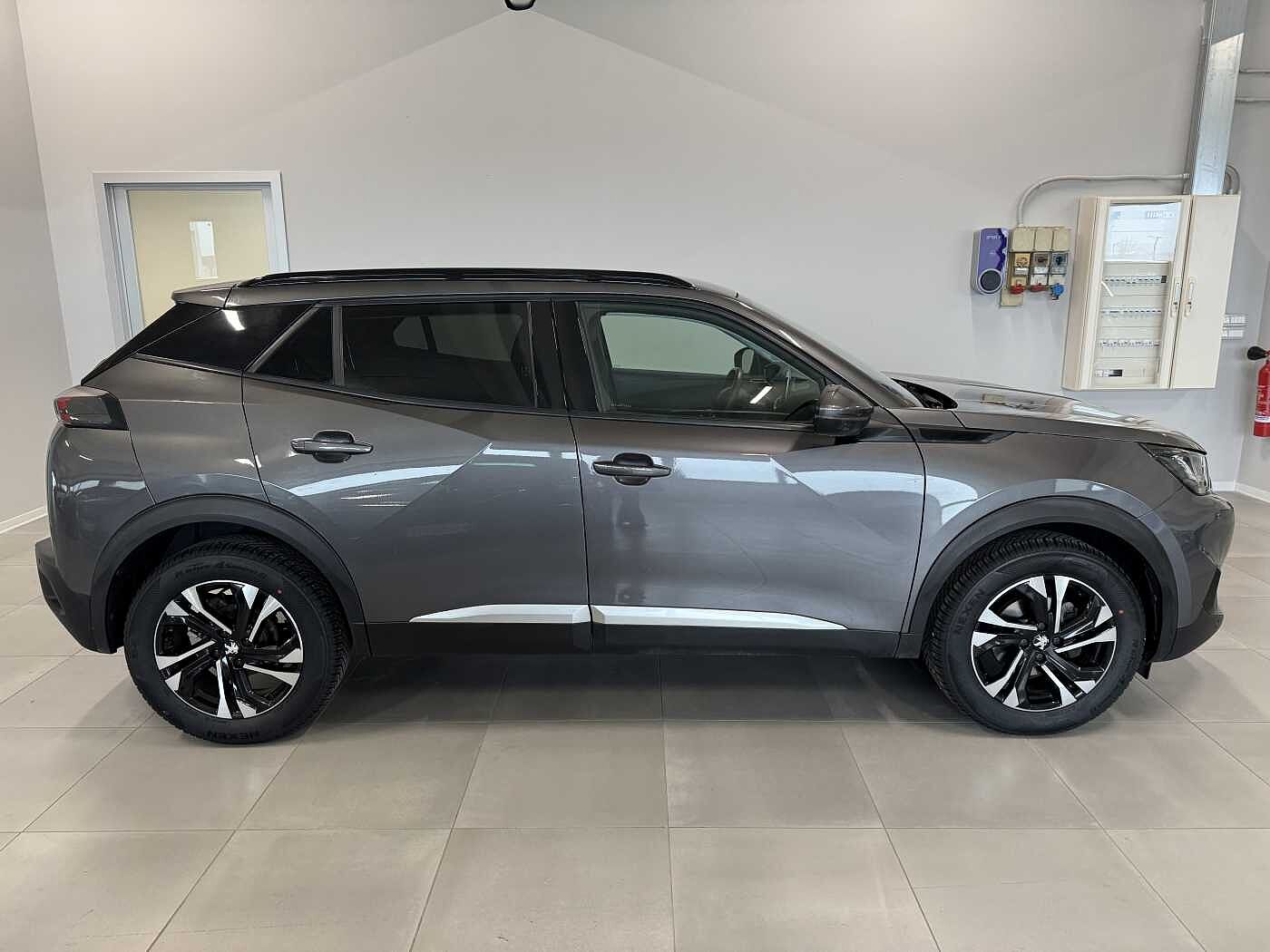 Peugeot 2008 – 1.2 PureTech 130 CV Allure  