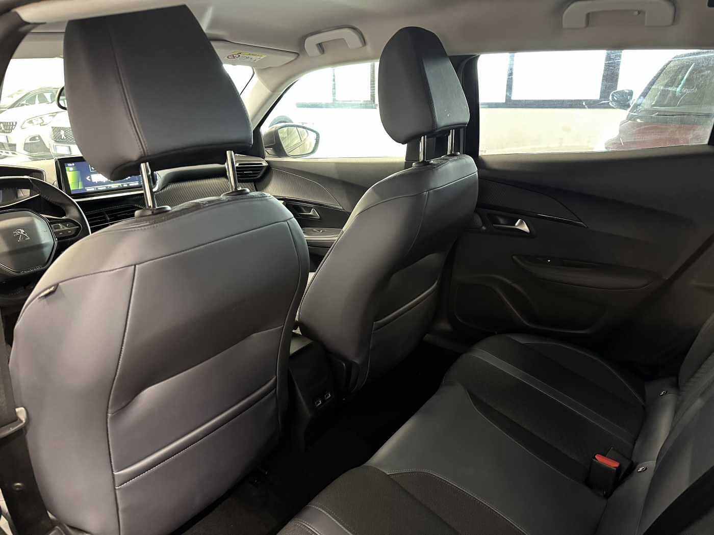 Peugeot 2008 – 1.2 PureTech 130 CV Allure  