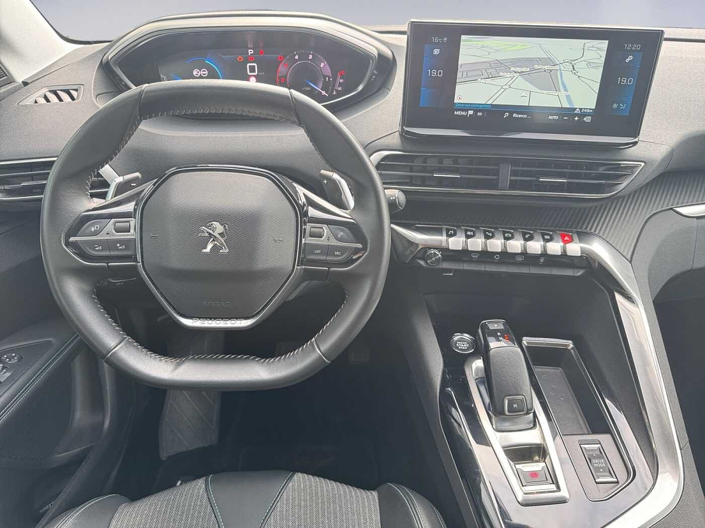 Peugeot 3008 – 1.5 BlueHDi 130 CV EAT8 Allure Pack  