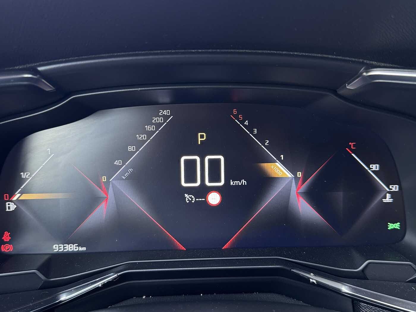 DS 7 – DS 7 Crossback BlueHDi 130 CV AT8  Performance Line  