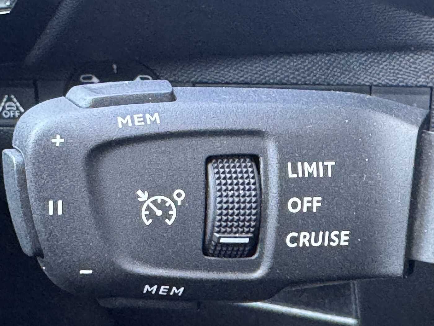 DS 7 – DS 7 Crossback BlueHDi 130 CV AT8  Performance Line  