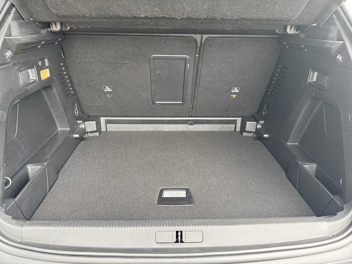 Peugeot 3008 – 1.5 BlueHDi 130 CV EAT8 Allure Pack  