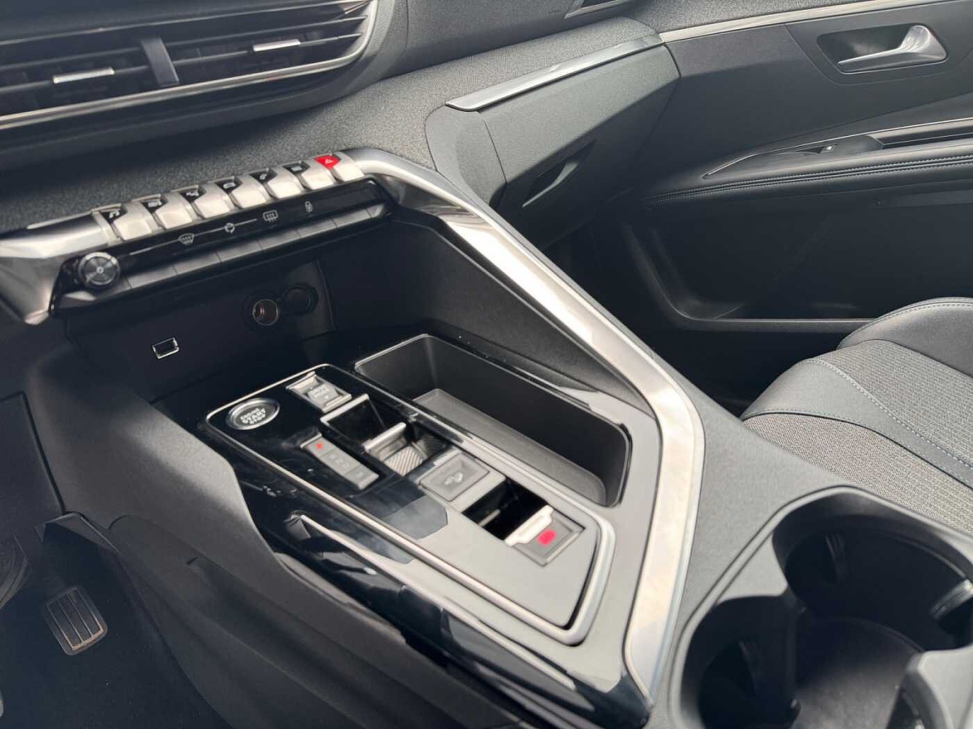 Peugeot 3008 – 1.5 BlueHDi 130 CV EAT8 Allure Pack  