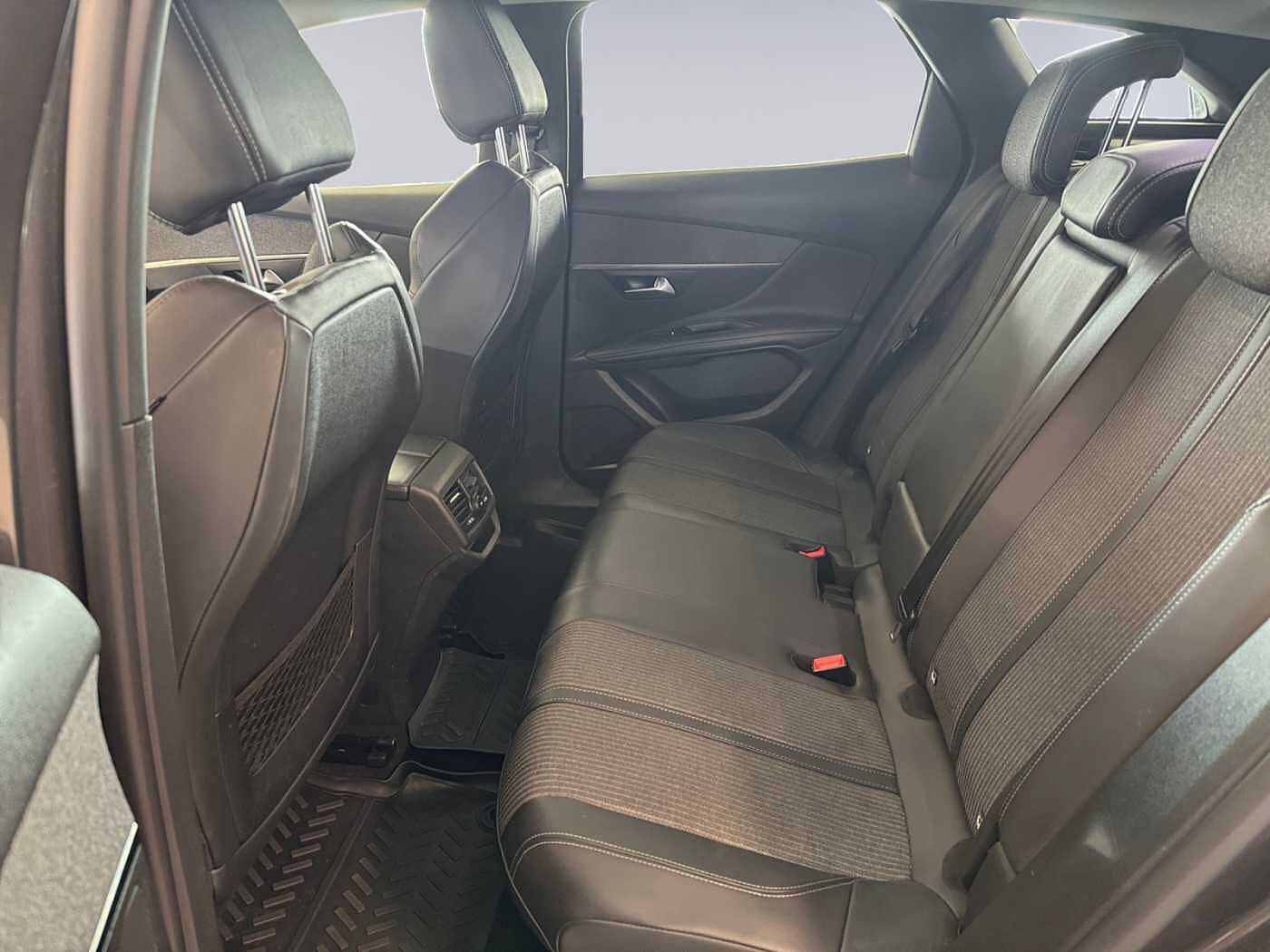 Peugeot 3008 – 1.2 PureTech Turbo 130 CV Allure  