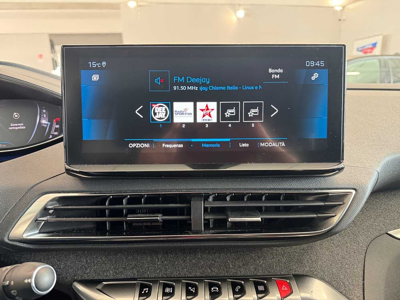 Peugeot 3008 – 1.2 PureTech Turbo 130 CV Allure  