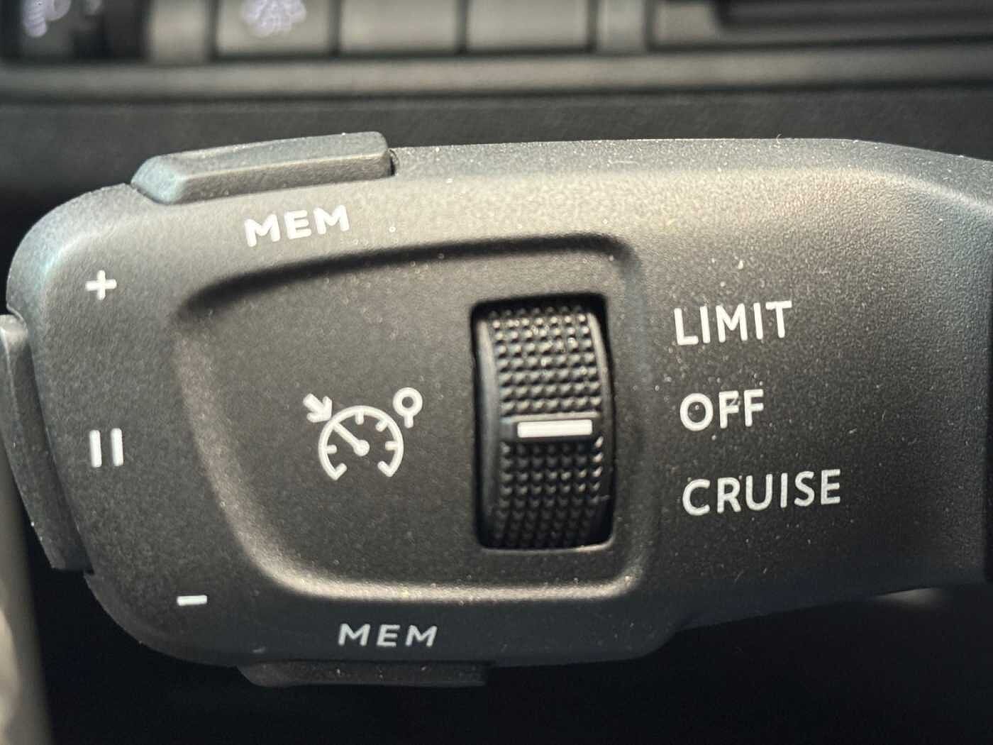 Peugeot 3008 – 1.2 PureTech Turbo 130 CV Allure  