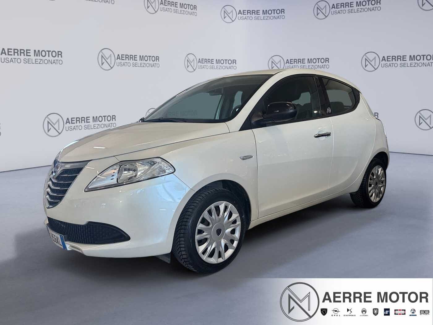 Lancia Ypsilon – 1.2 69 CV GPL Ecochic Silver  