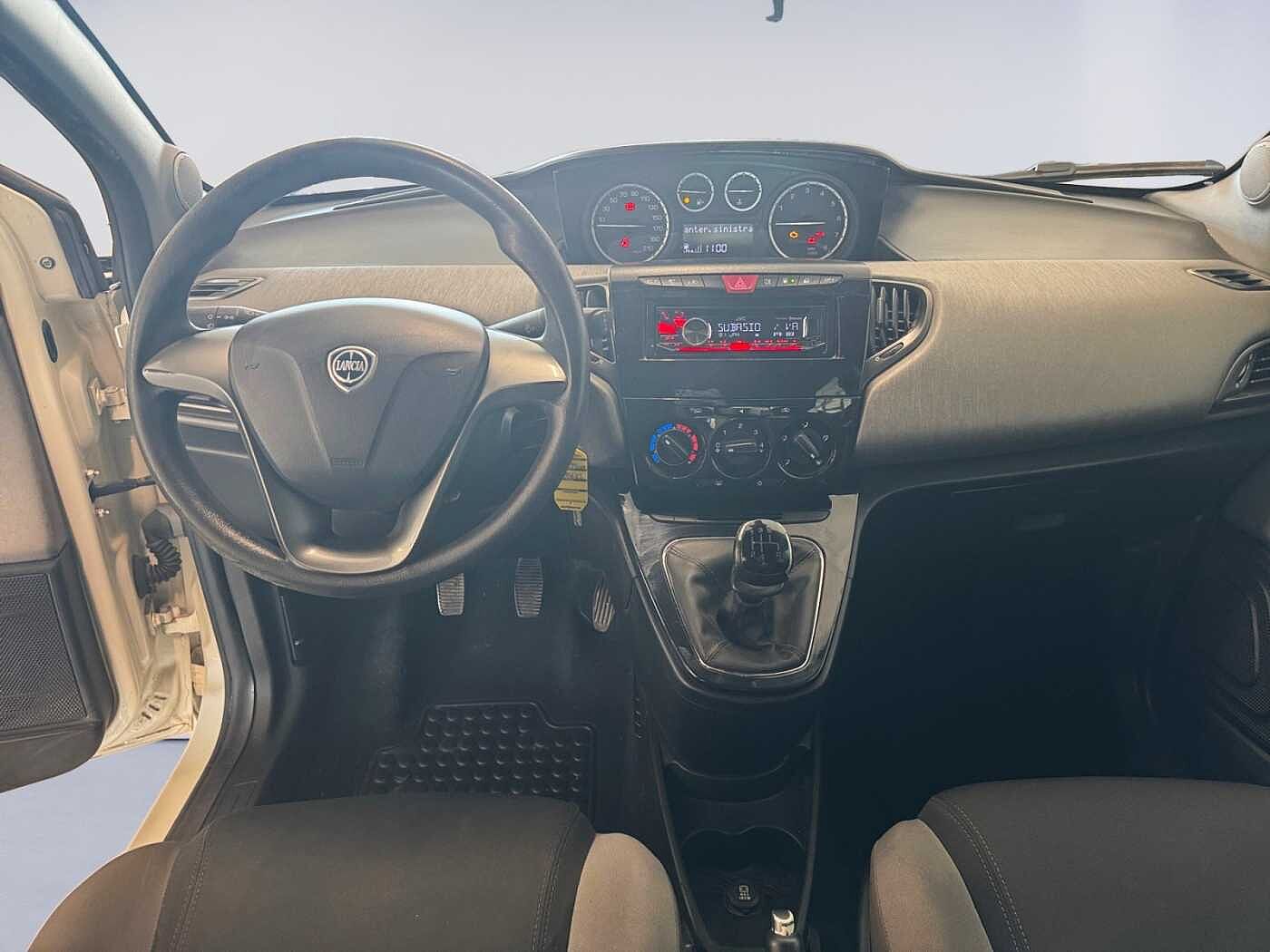 Lancia Ypsilon – 1.2 69 CV GPL Ecochic Silver  