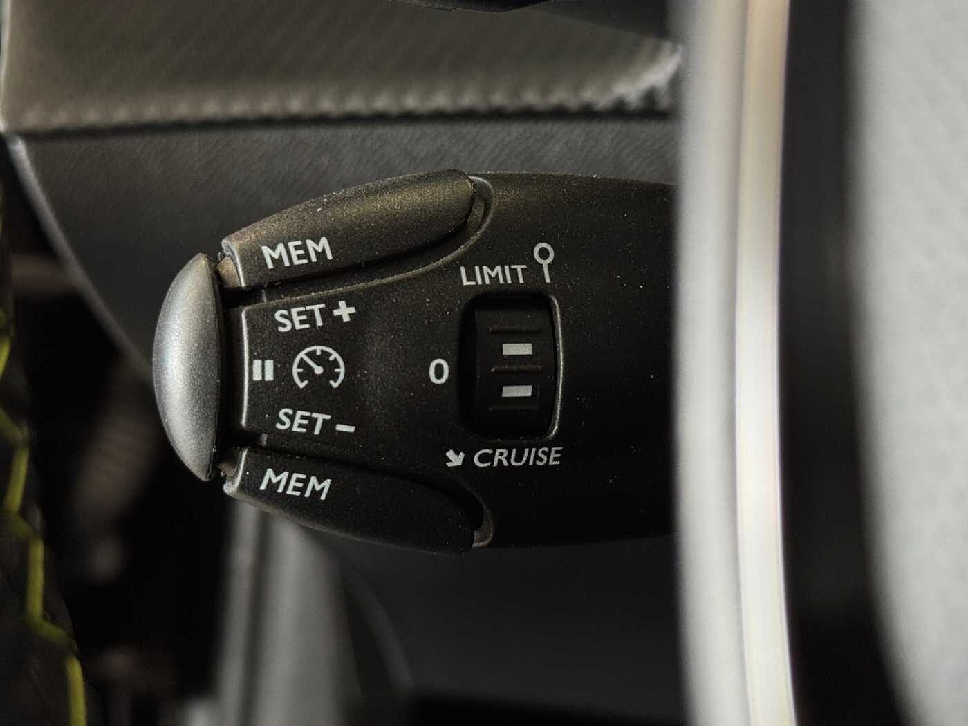 Peugeot 208 – 1.2 PureTech 130 CV  EAT8 GT  