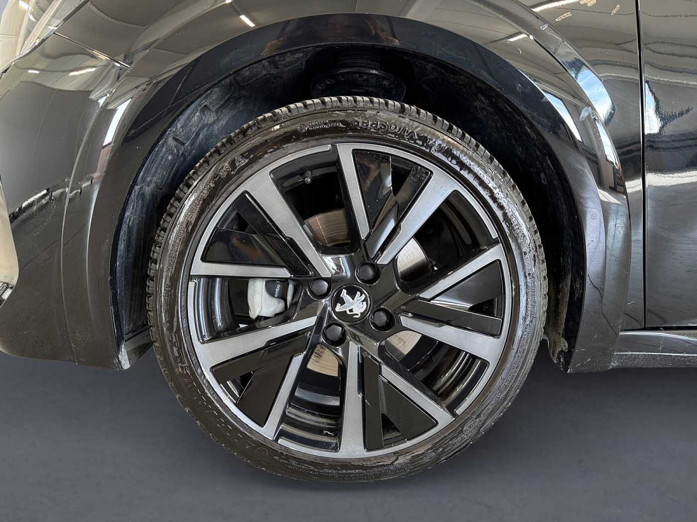 Peugeot 208 – 1.2 PureTech 130 CV  EAT8 GT  