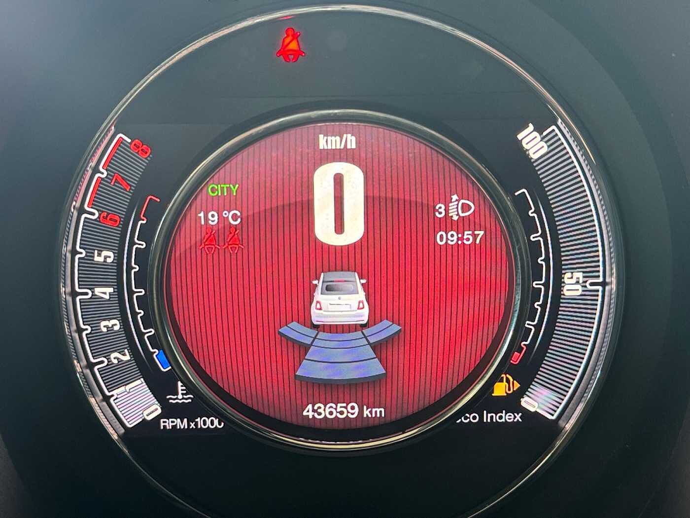 Fiat 500 – C 1.0 Hybrid Dolcevita  