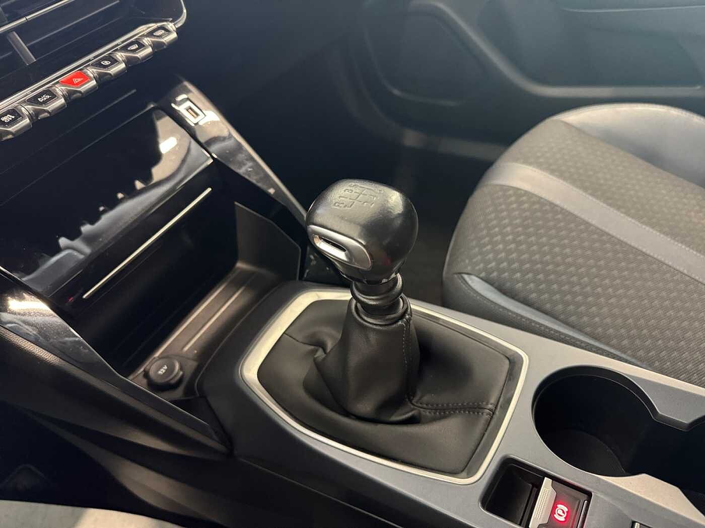 Peugeot 2008 – 1.2 PureTech 130 CV  ALLURE PACK  