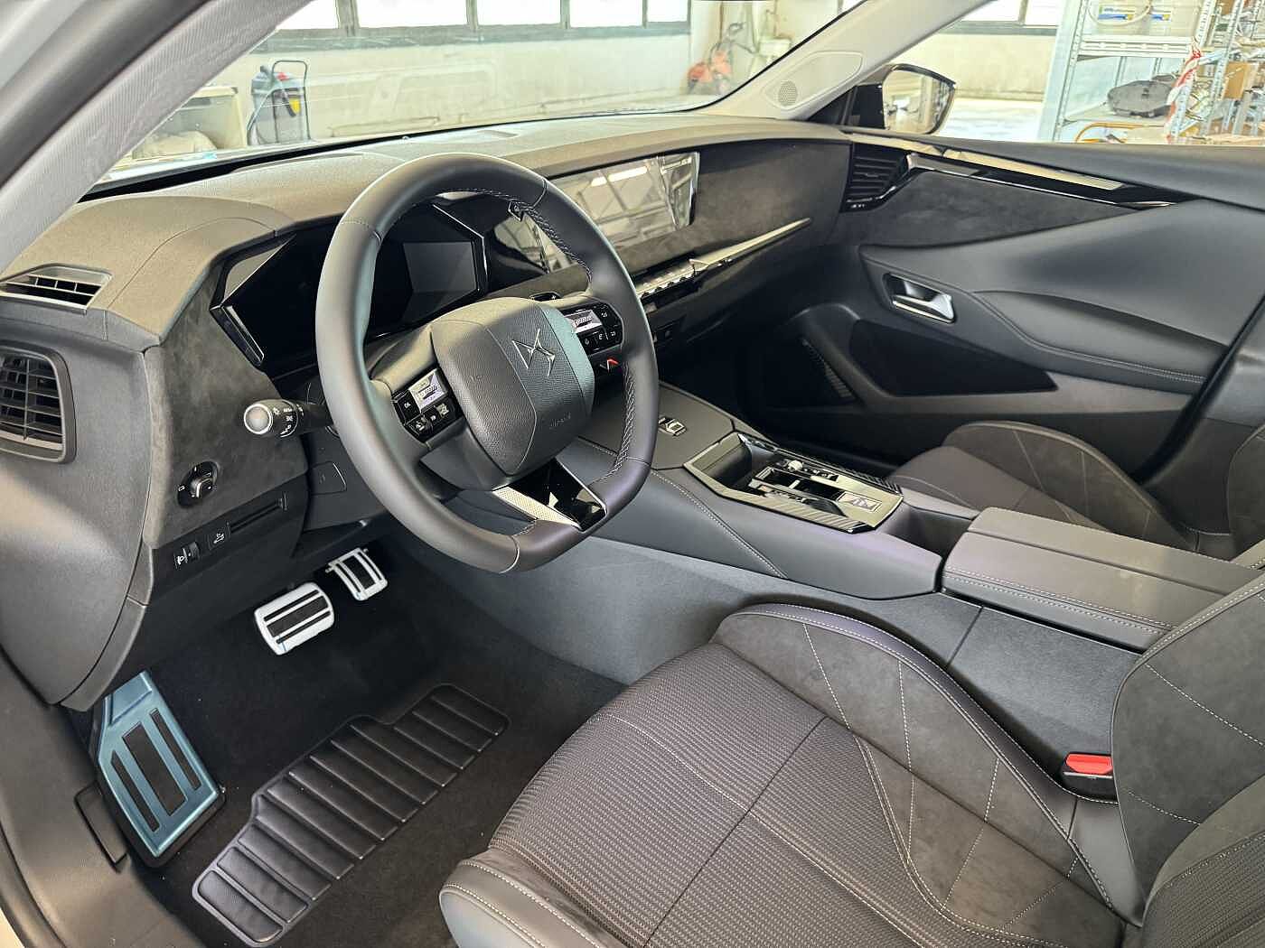 DS DS N 4 – DS Hybrid 145 Performance Line  