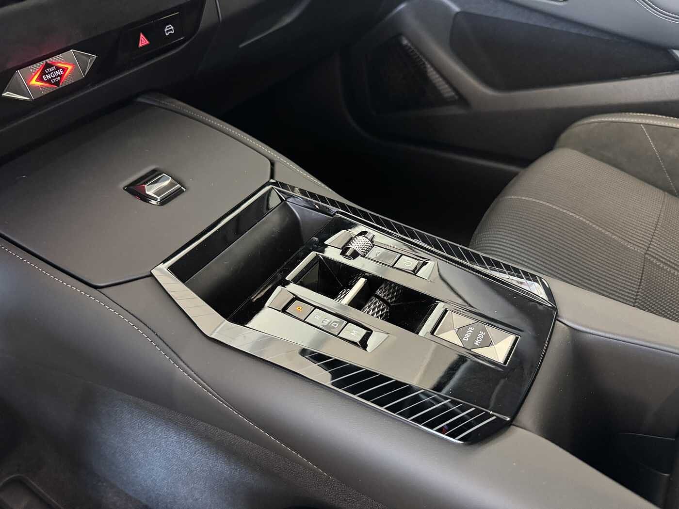 DS DS N 4 – DS Hybrid 145 Performance Line  