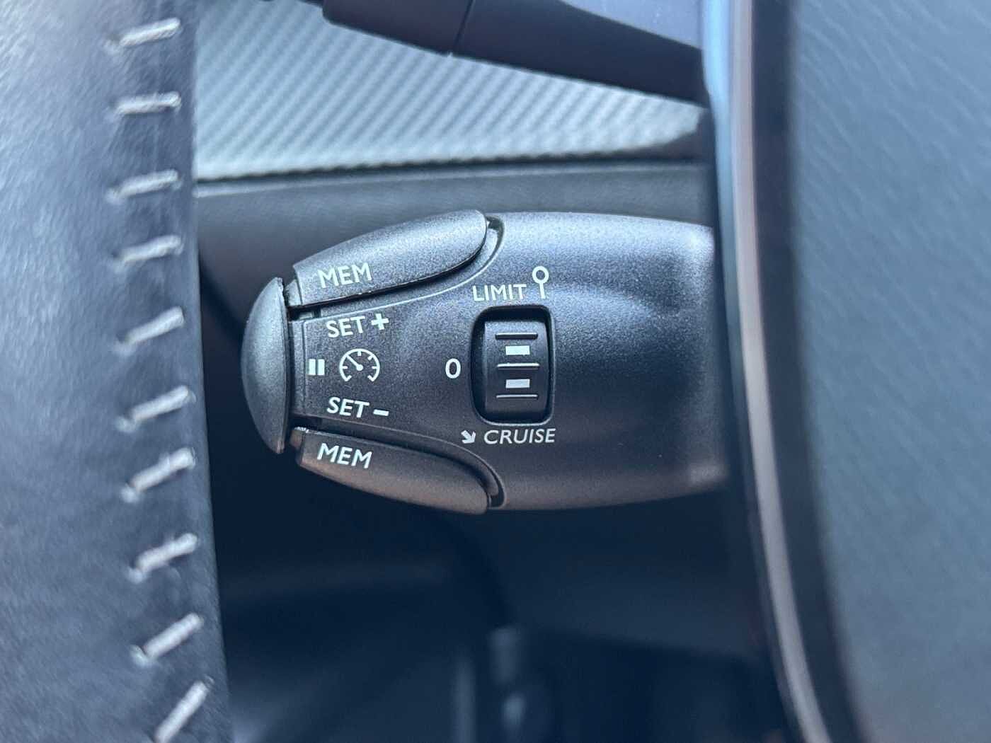 Peugeot 2008 – 1.2 PureTech 100 CV Active Pack  
