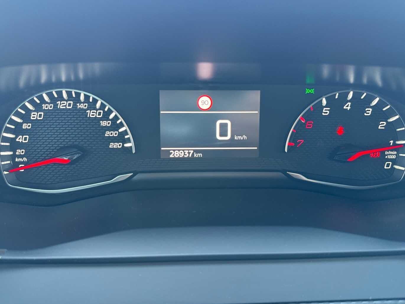 Peugeot 208 – 1.2 PureTech 75 CV Allure  