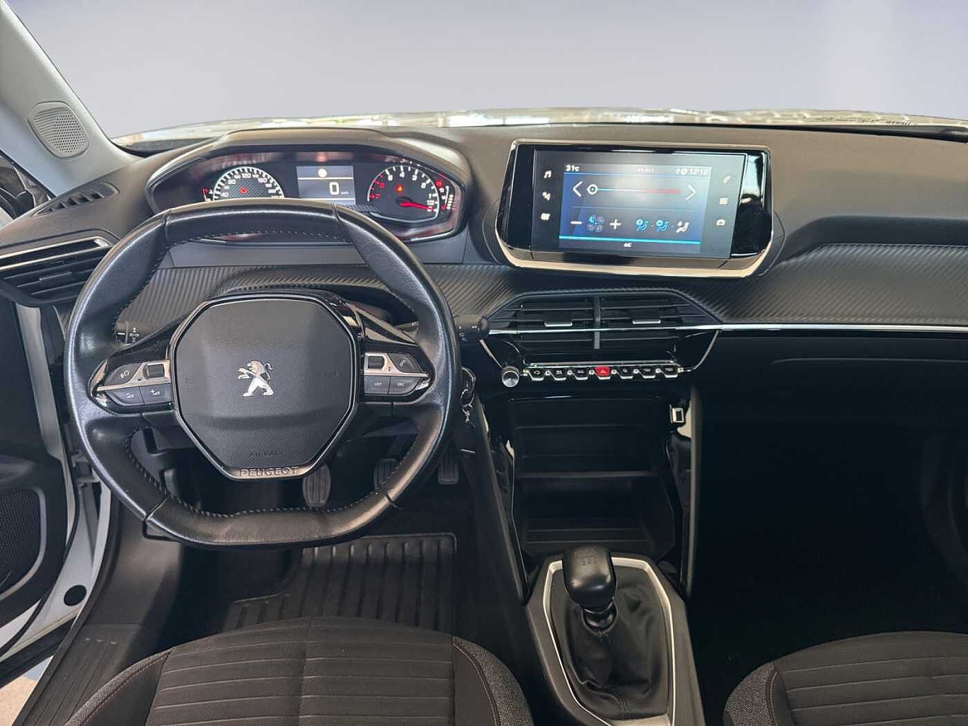 Peugeot 2008 –  
