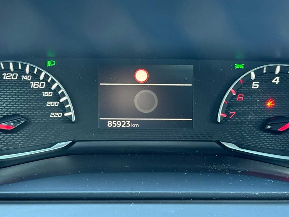 Peugeot 2008 –  