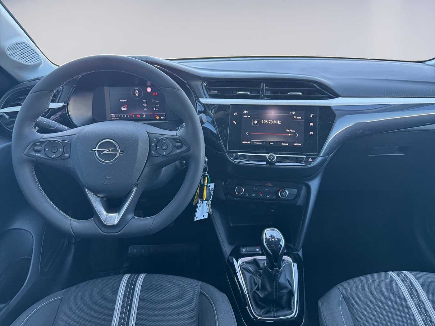 Opel Corsa –  