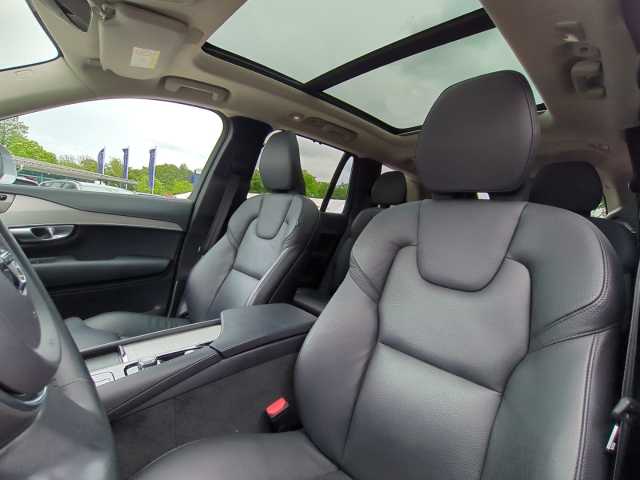 Volvo XC90 – Bild 16