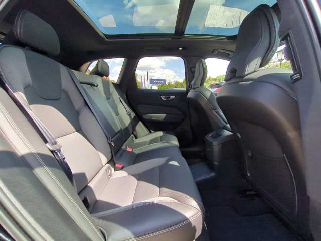 Volvo XC60 – Bild 12