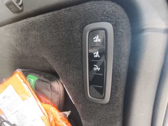 Volvo EX90 – Bild 25