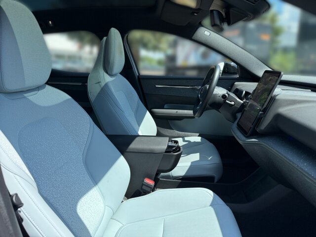 Volvo EX30 – Bild 8