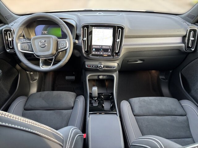 Volvo EX40 – Bild 9