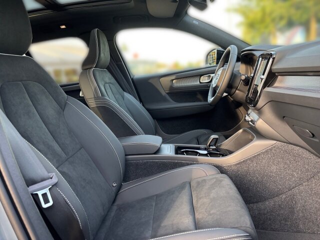 Volvo EX40 – Bild 8