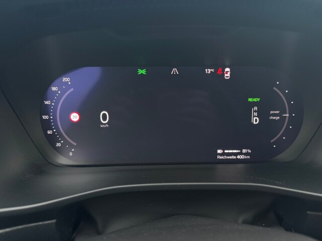 Volvo XC40 – Bild 12