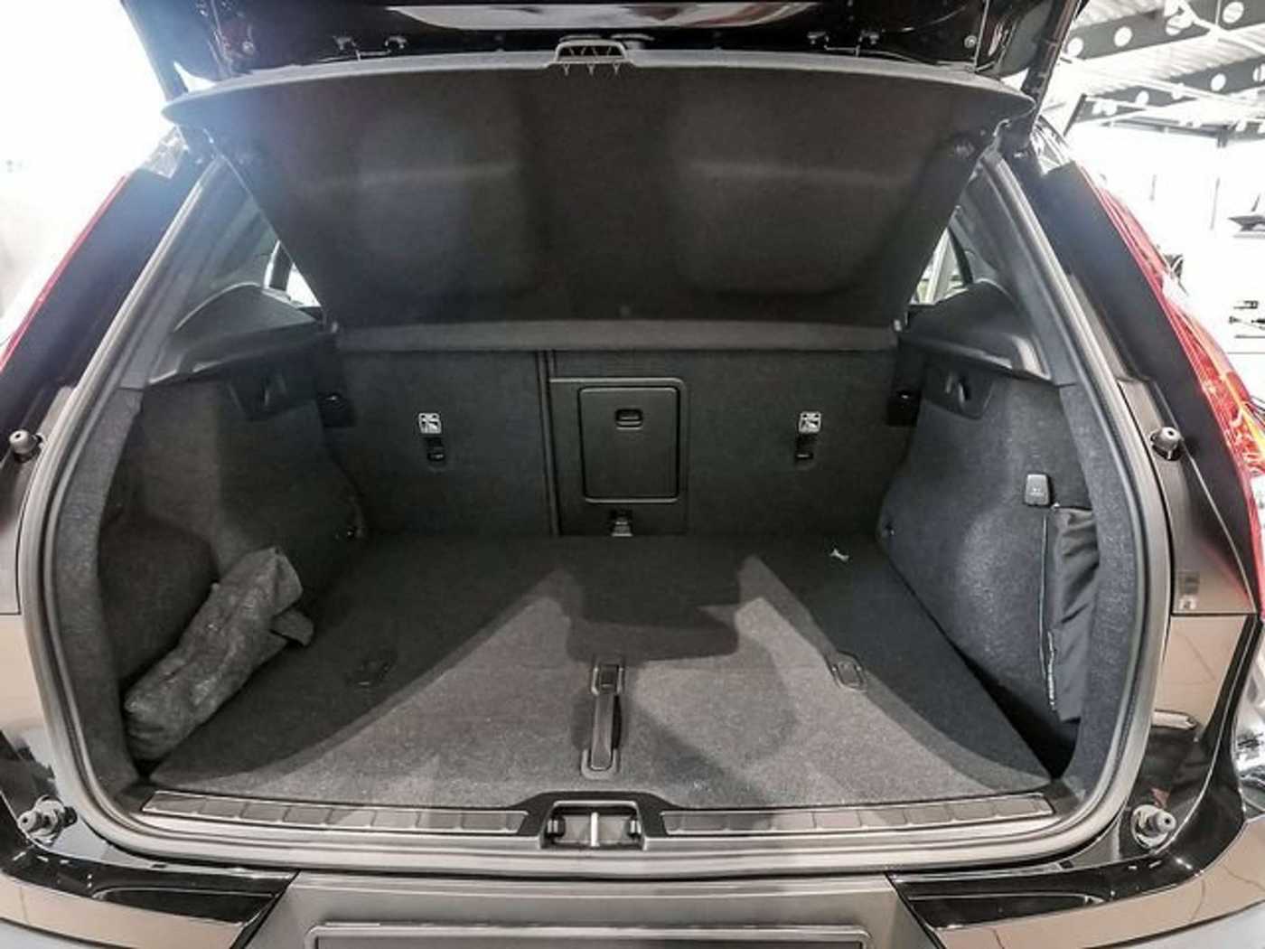 Volvo XC40 – Bild 12