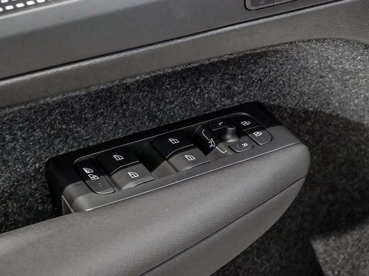 Volvo XC40 – Bild 16