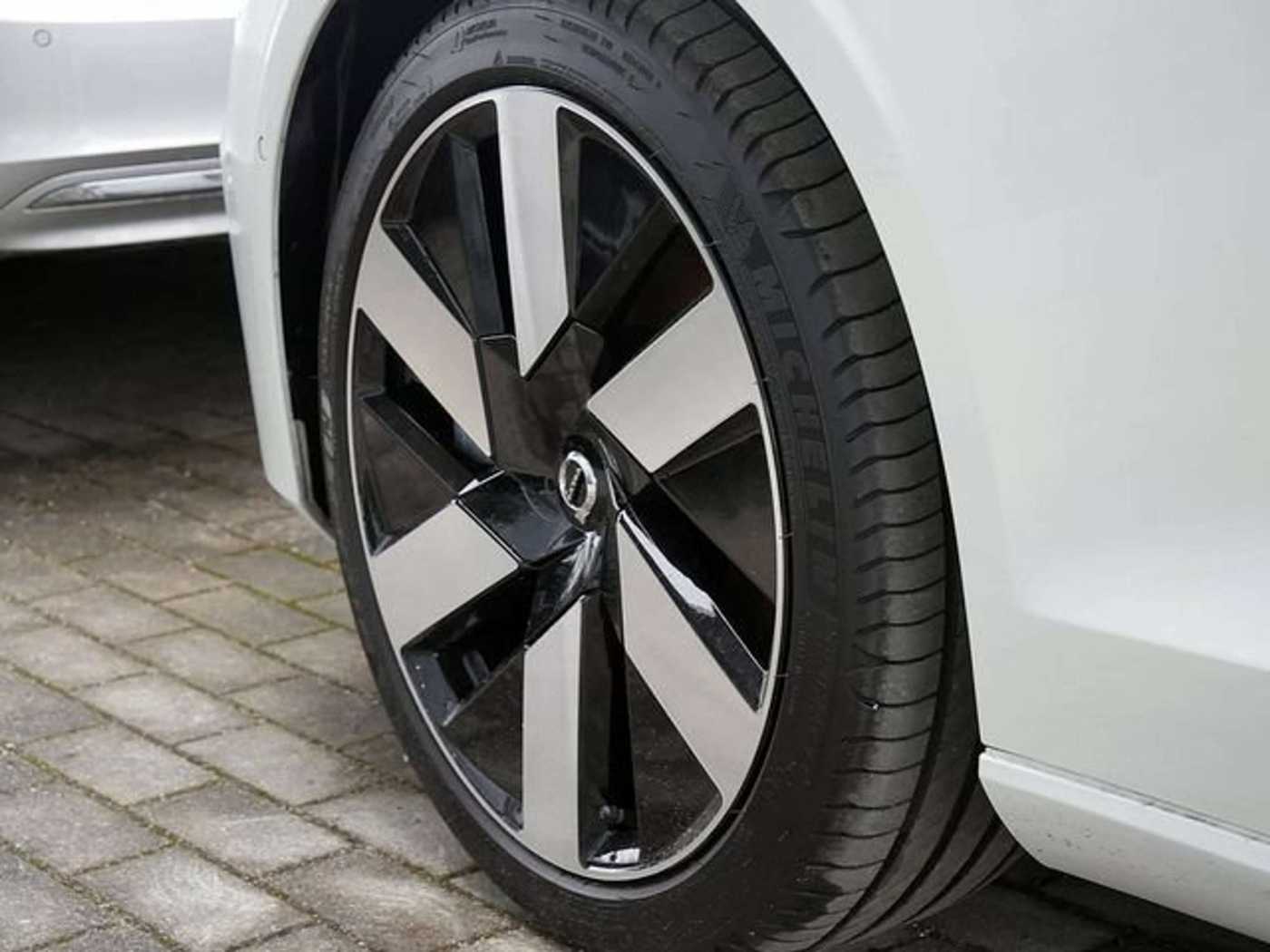 Volvo V60 – Bild 12