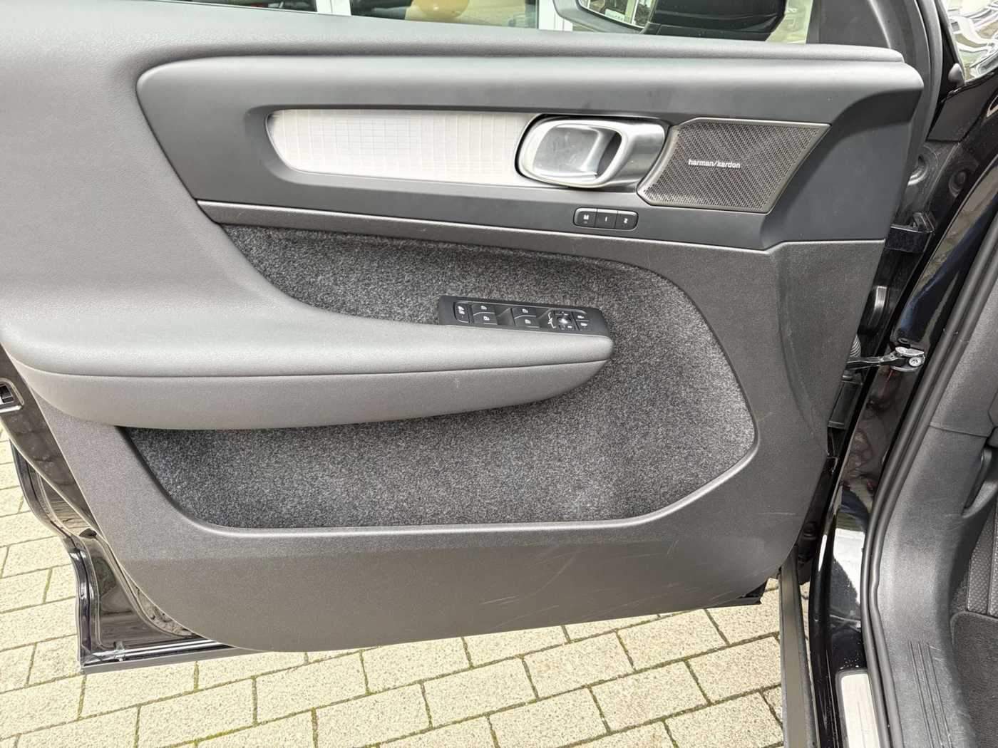 Volvo XC40 – Bild 14