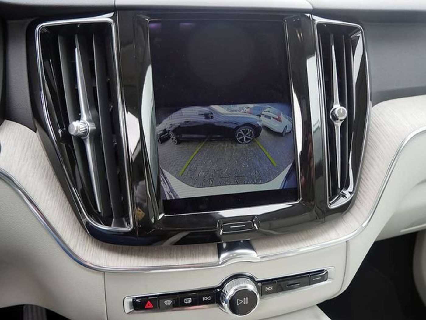 Volvo XC60 – Bild 20